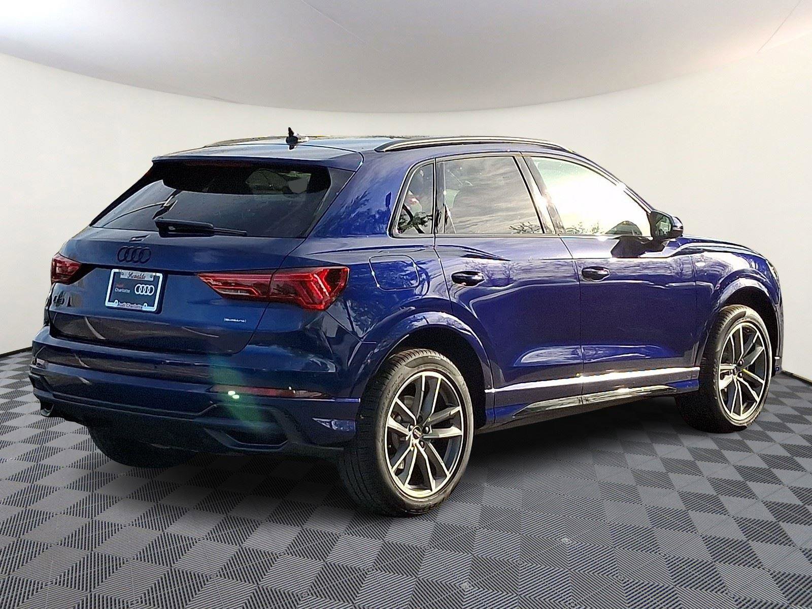 Certified 2025 Audi Q3 2.0T Premium w/ Convenience Package image 6