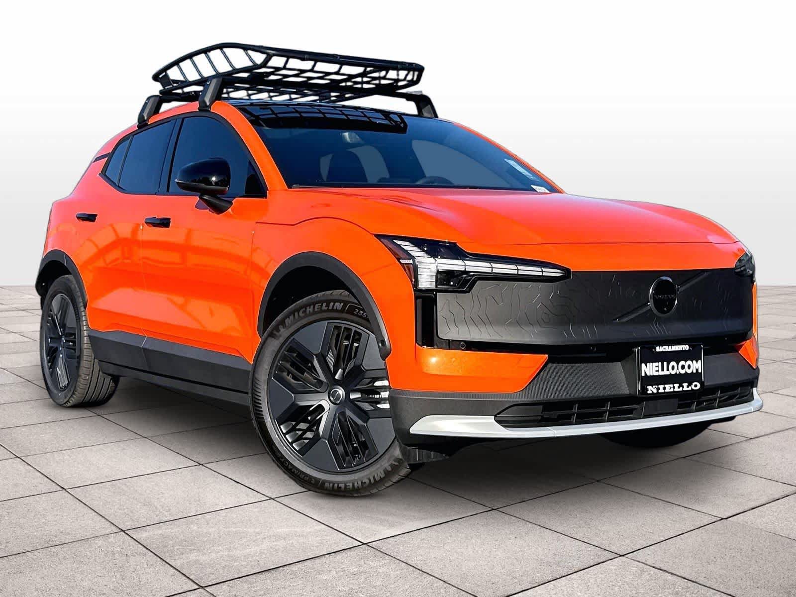 New 2026 Volvo EX30 Cross Country Ultra w/ Protection Package Premier AWD/4WD image 2