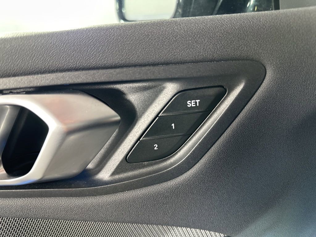 Used 2025 BMW 228i xDrive w/ Technology Package image 10