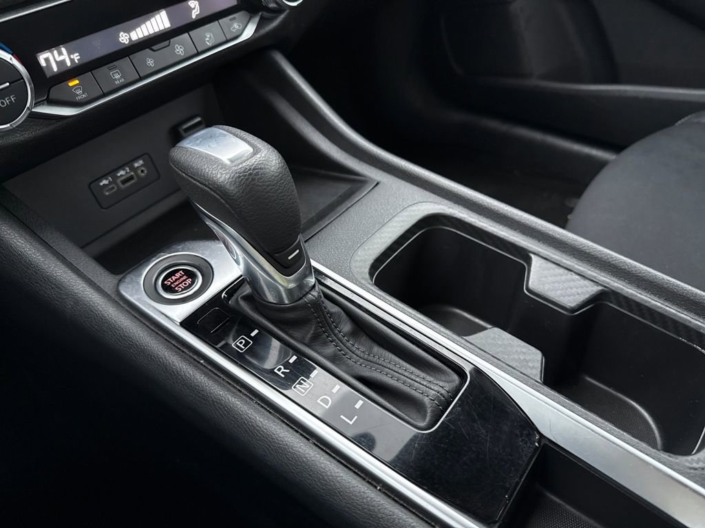 Used 2021 Nissan Sentra SV w/ Trunk Package image 28