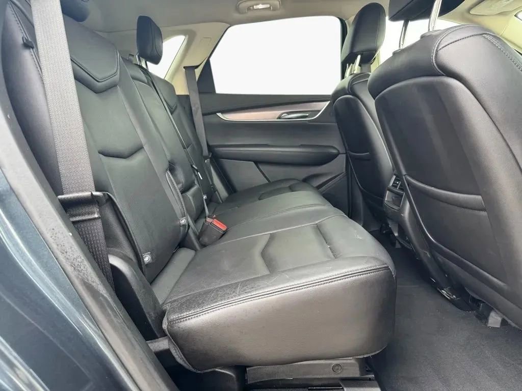 Used 2019 Cadillac XT5 Luxury image 16