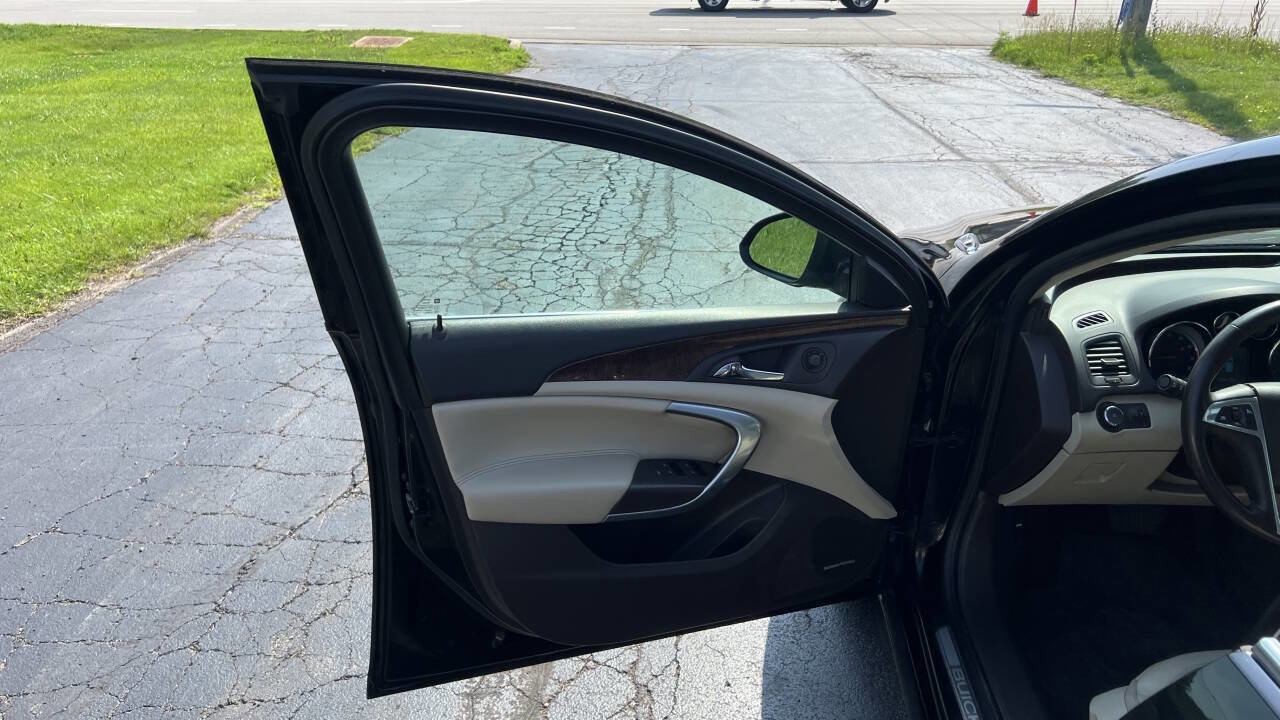 Used 2012 Buick Regal Premium image 32