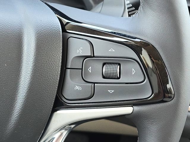 Used 2022 Buick Enclave Essence w/ Experience Buick Package FWD image 39
