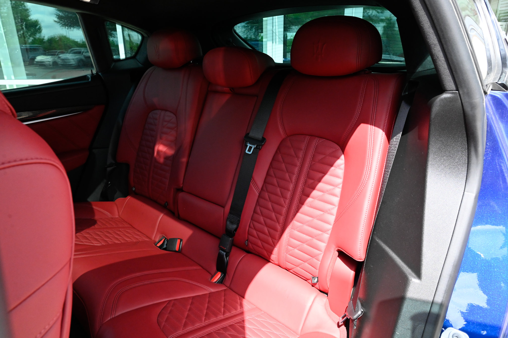 Used 2023 Maserati Levante Trofeo AWD/4WD image 39