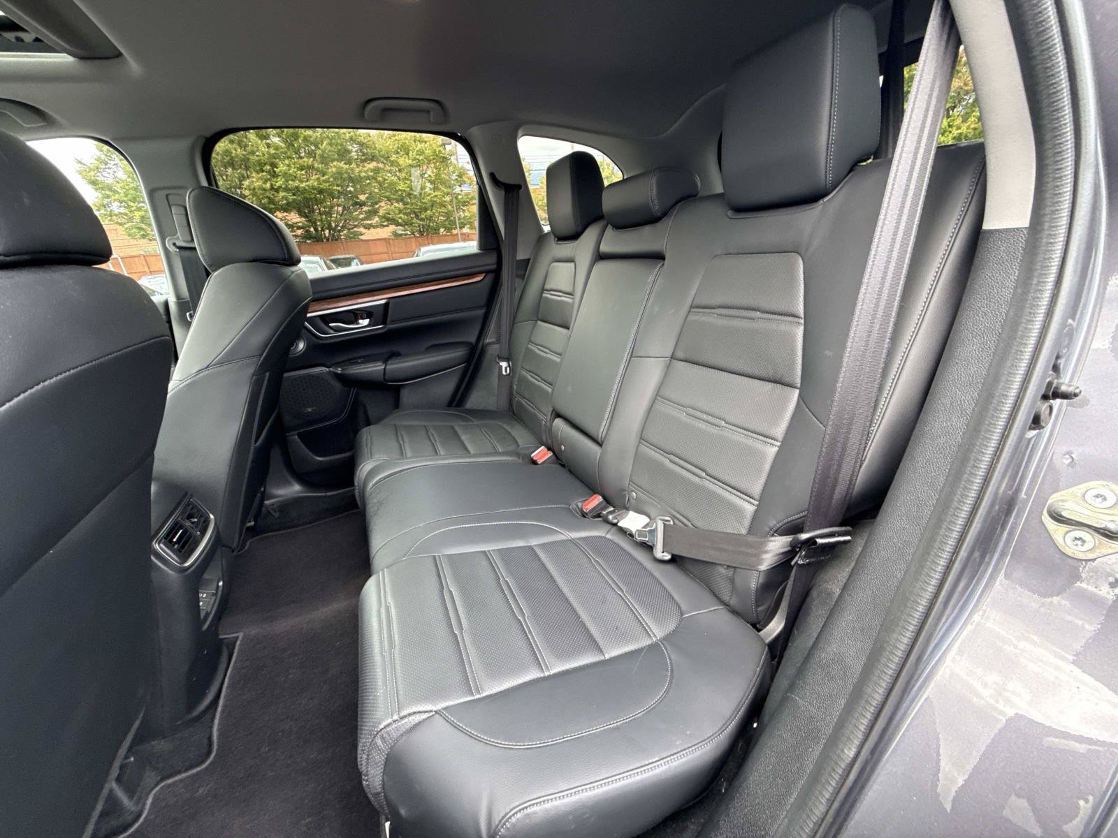 Used 2020 Honda CR-V Touring image 14