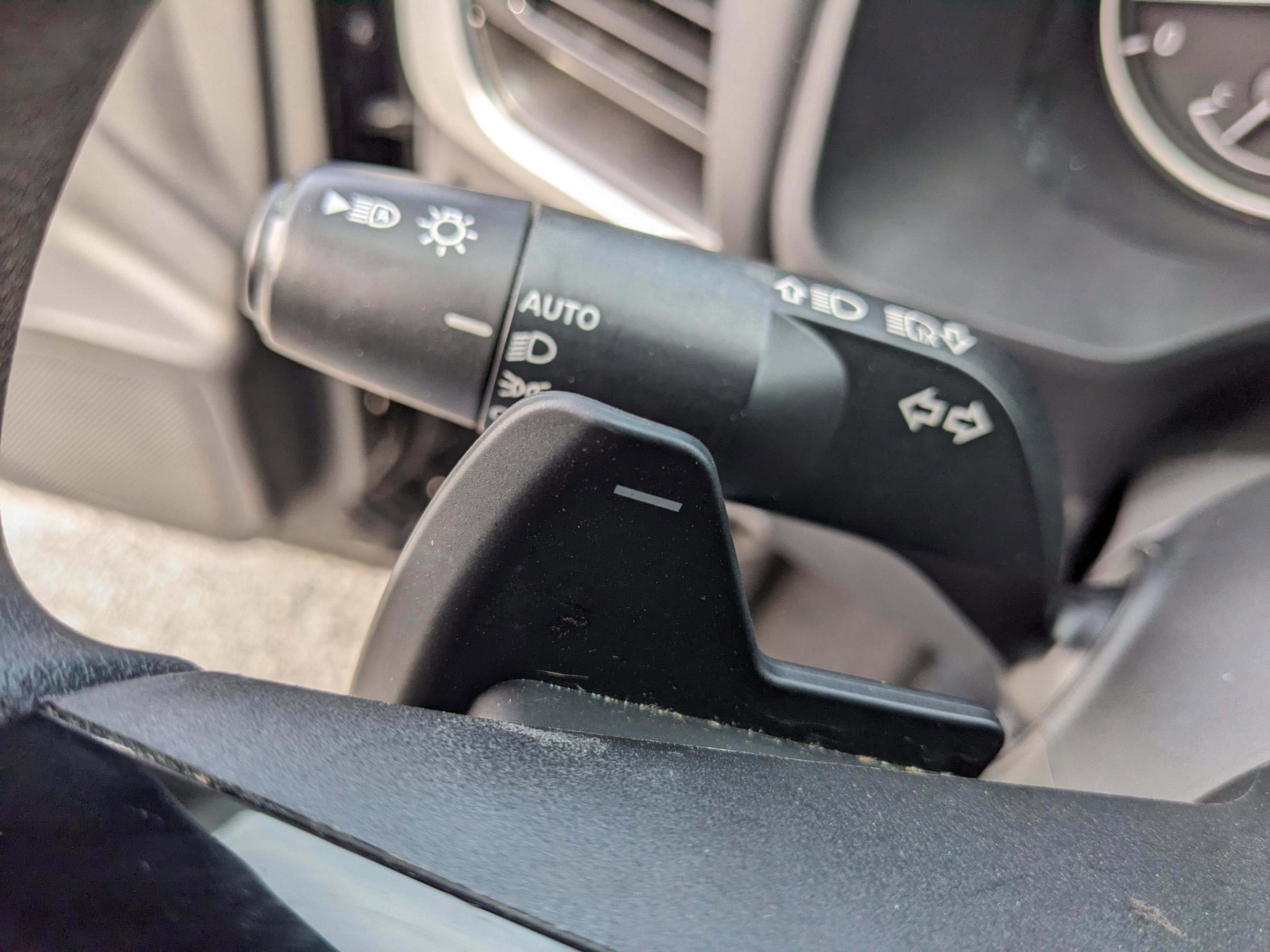 Used 2022 Nissan Rogue SV FWD image 34