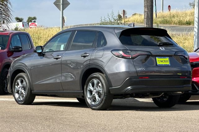 Certified 2026 Honda HR-V LX image 8