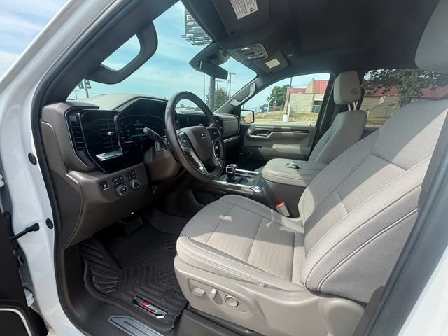 Used 2025 Chevrolet Silverado 1500 RST AWD/4WD image 11