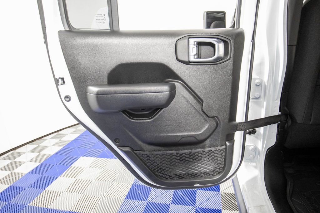 Used 2024 Jeep Wrangler Willys image 14