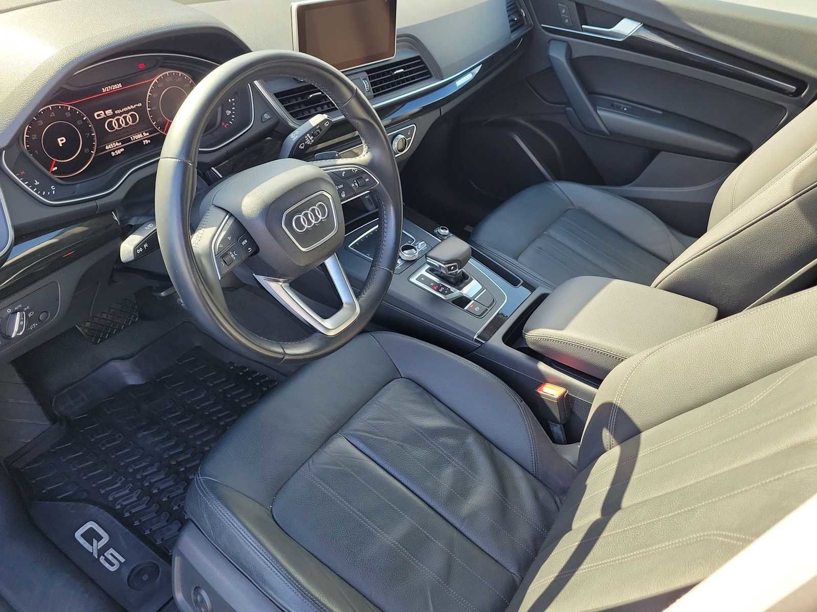 Used 2018 Audi Q5 2.0T Premium Plus w/ Premium Plus Package image 2