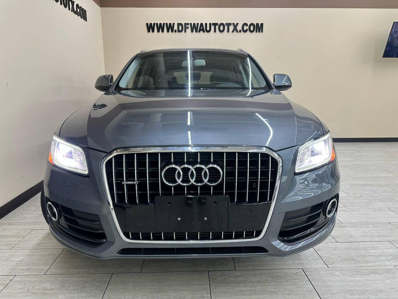 Used 2017 Audi Q5 2.0T Premium image 2