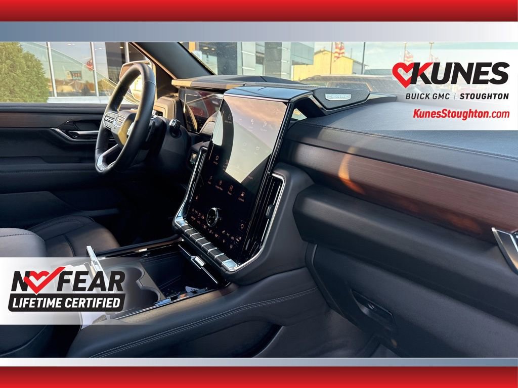 Used 2025 GMC Yukon Denali image 53