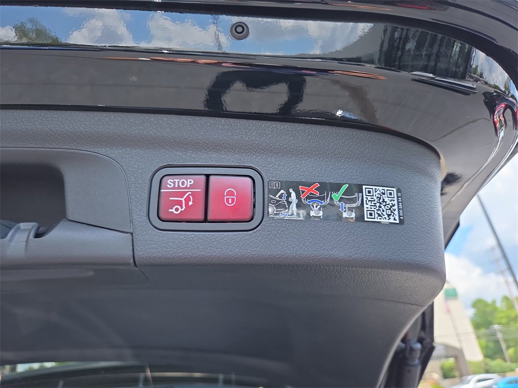 New 2025 Mercedes-Benz GLE 350 4MATIC image 14