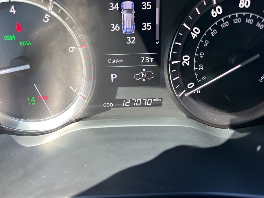 Used 2016 Lexus LX 570 4WD image 28