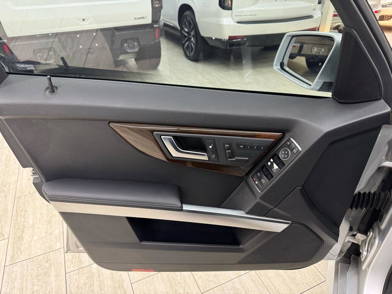 Used 2014 Mercedes-Benz GLK 350 2WD image 16