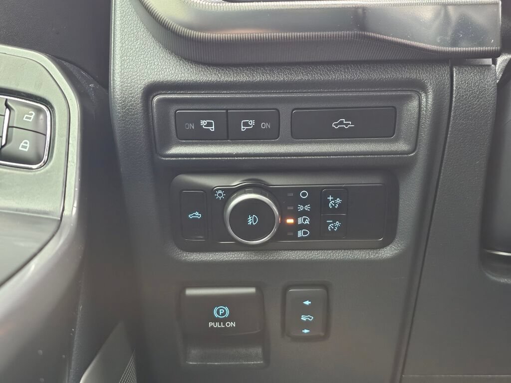 Used 2024 Ford F150 Lariat w/ Bed Utility Package AWD/4WD image 19