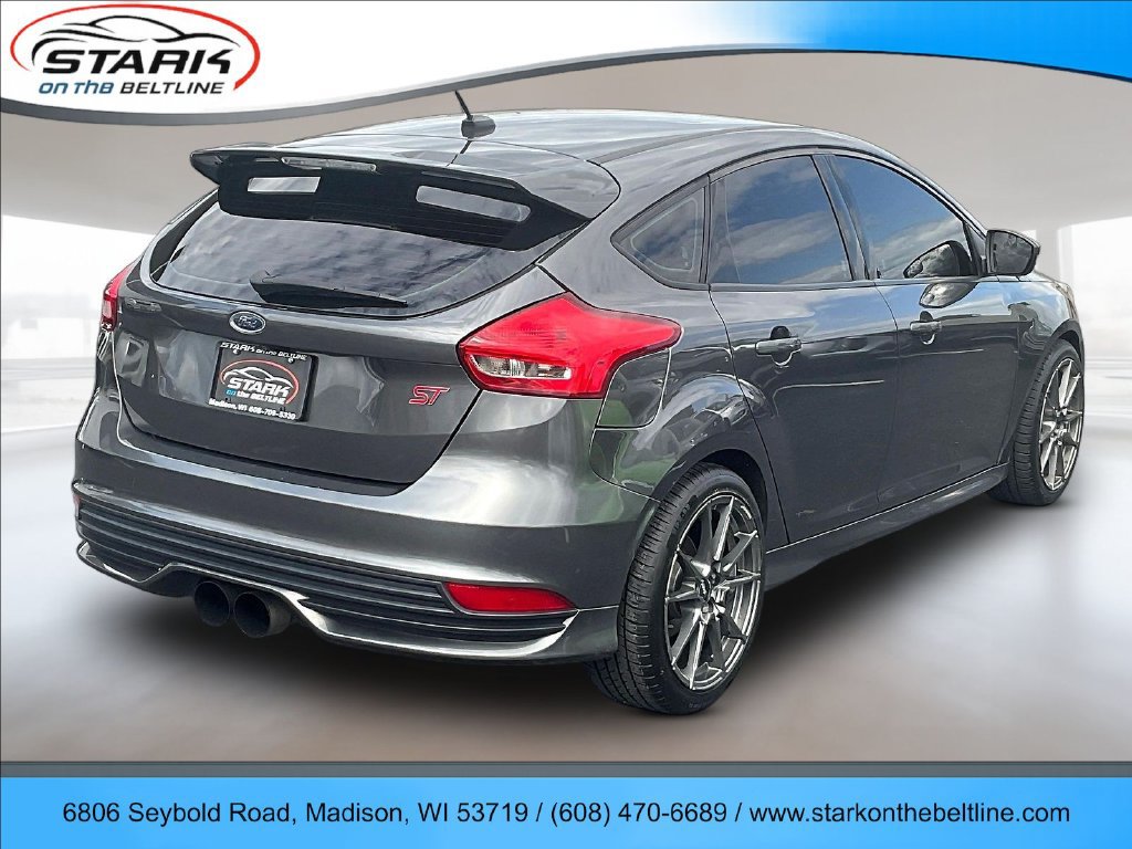 Used 2018 Ford Focus ST FWD image 6