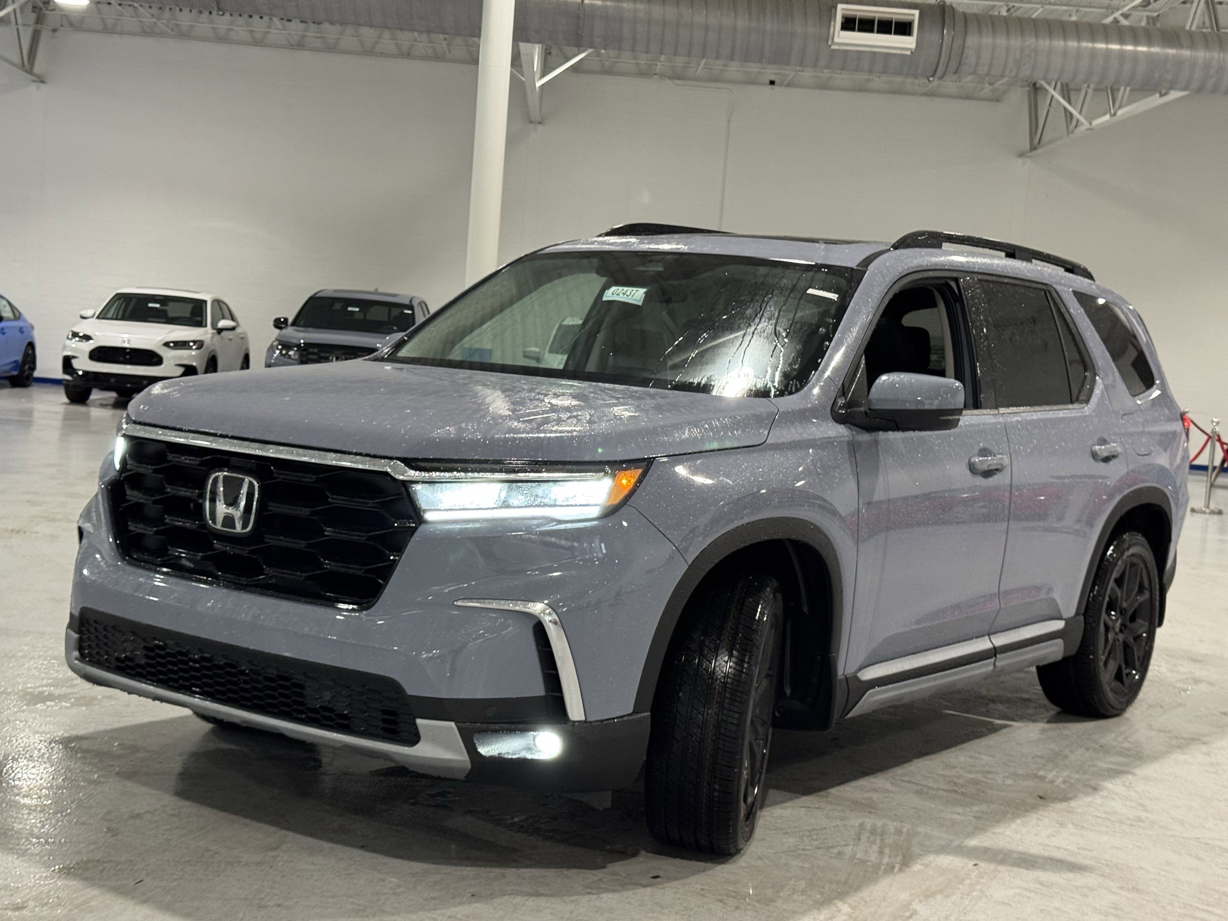 New 2025 Honda Pilot Touring image 18
