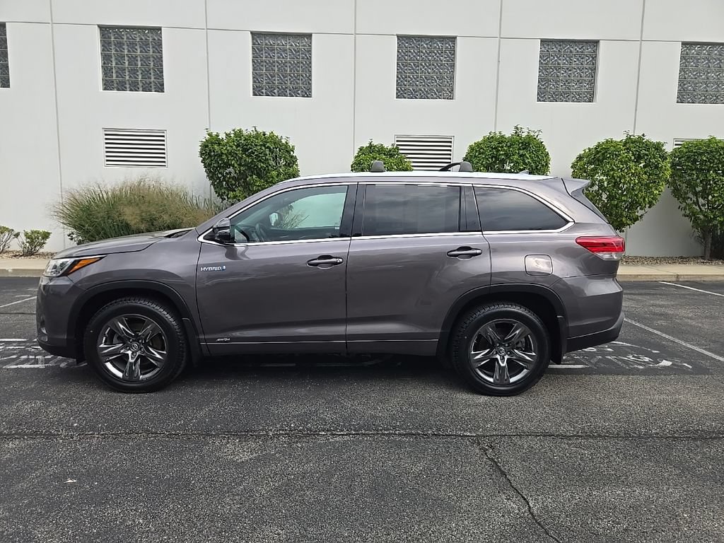 Used 2017 Toyota Highlander Limited Platinum AWD/4WD image 5