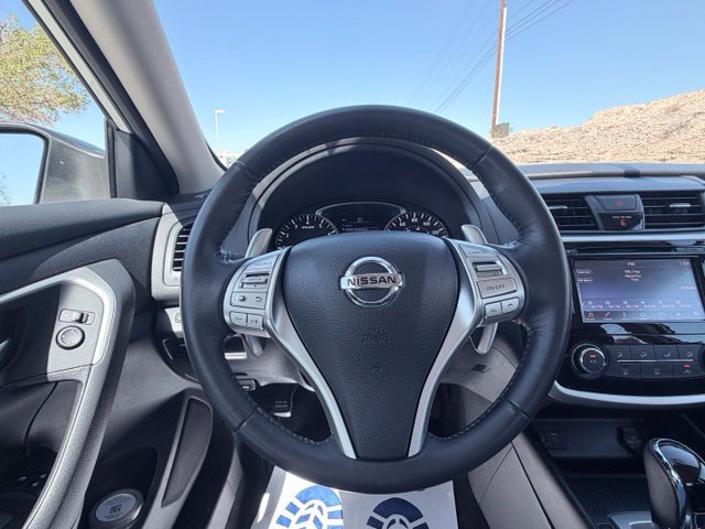 Used 2018 Nissan Altima 2.5 SR w/ SR Midnight Edition FWD image 9