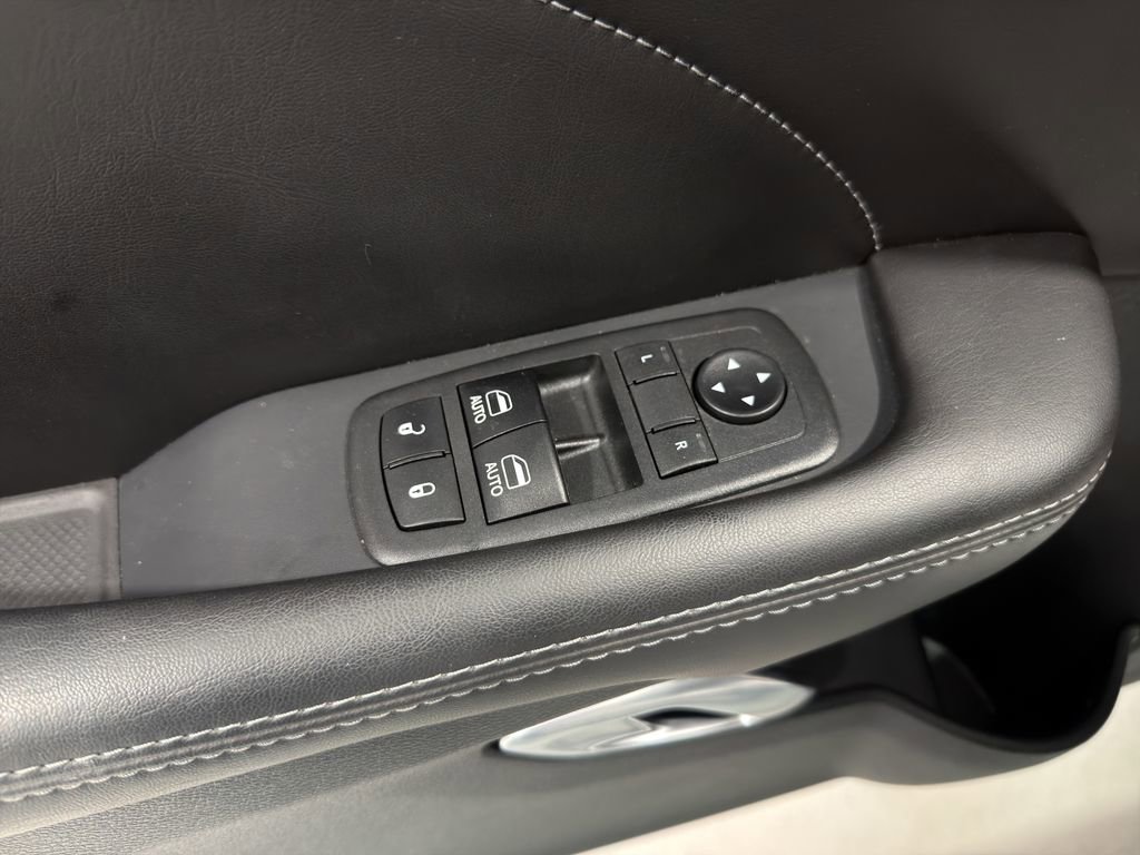 Used 2018 Dodge Challenger R/T Plus image 20