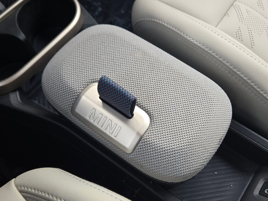 Used 2025 MINI Cooper S image 21