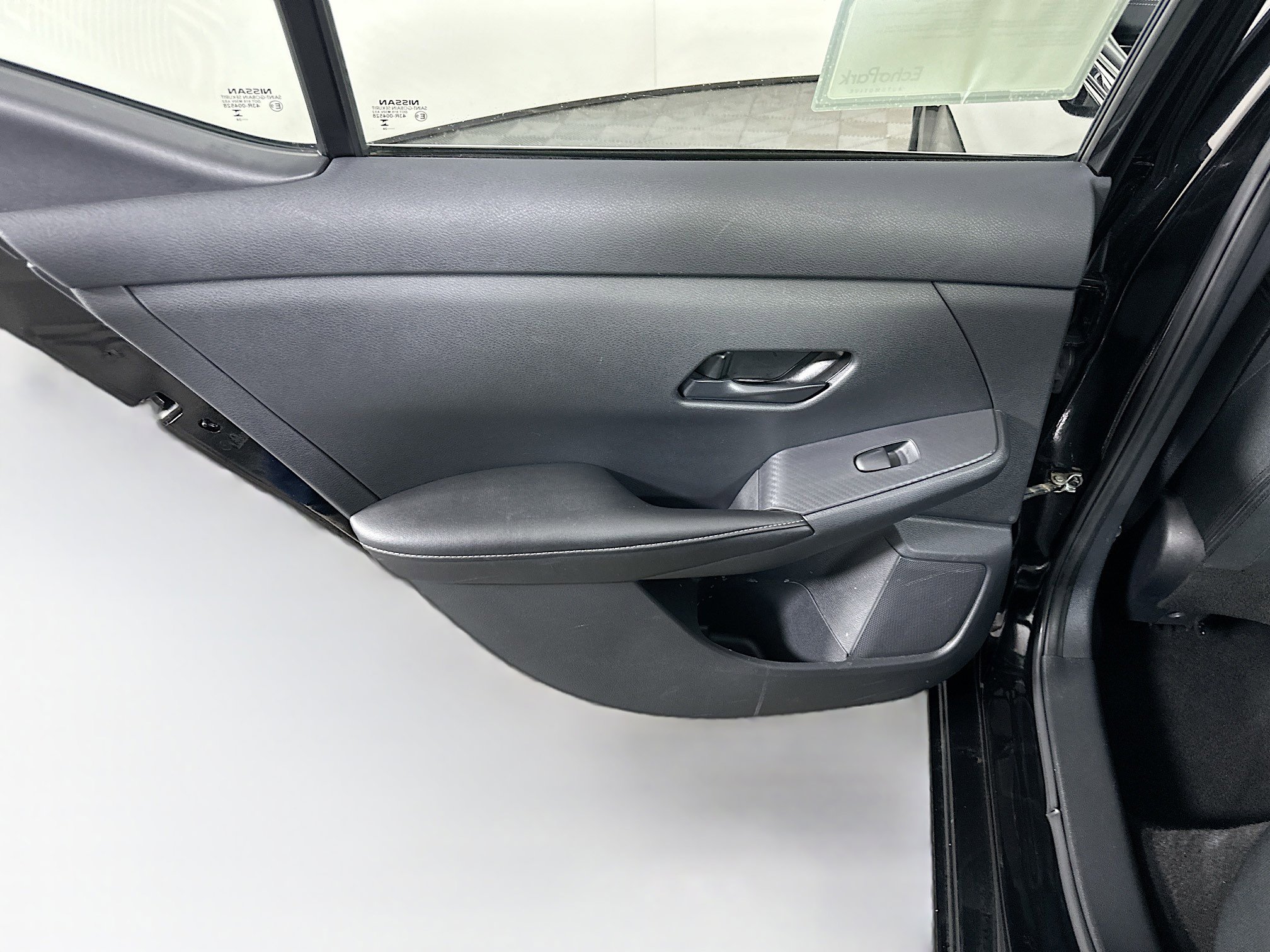 Used 2024 Nissan Sentra SV FWD image 25