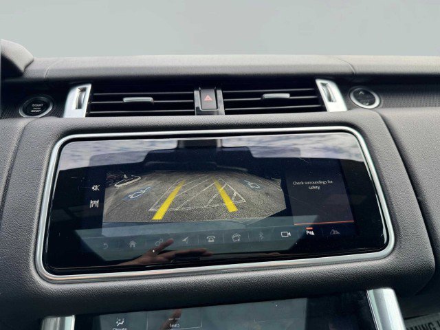 Used 2018 Land Rover Range Rover Sport HSE image 30