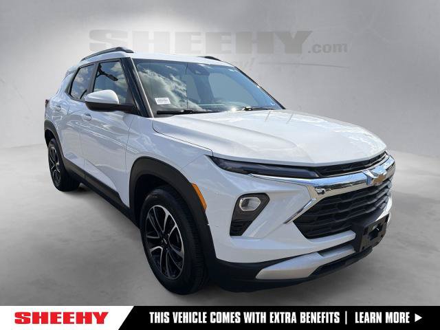 Used 2024 Chevrolet TrailBlazer LT w/ LT Cold Weather Package FWD image 1