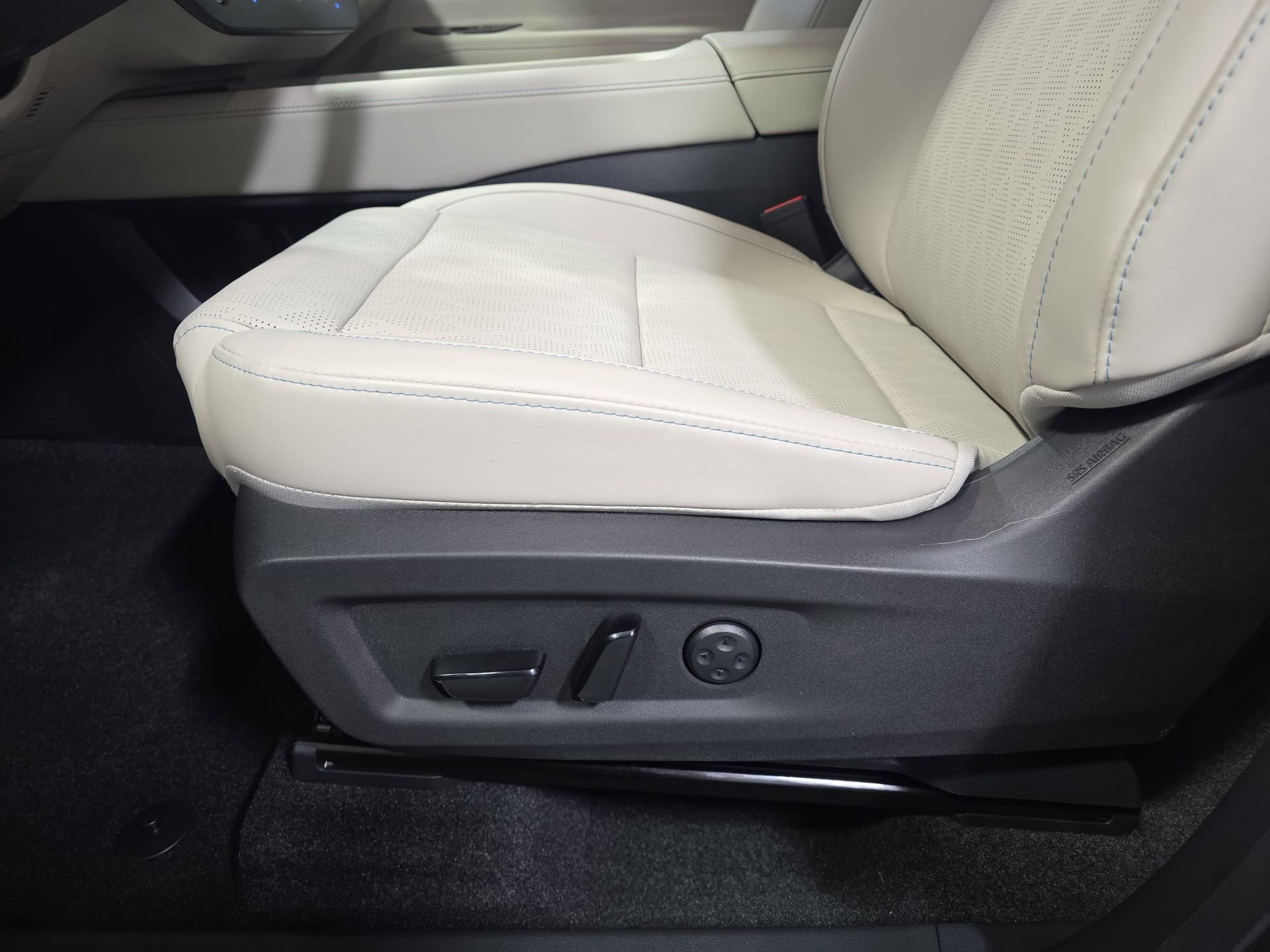 New 2026 Nissan Murano Platinum w/ Cargo Package image 28