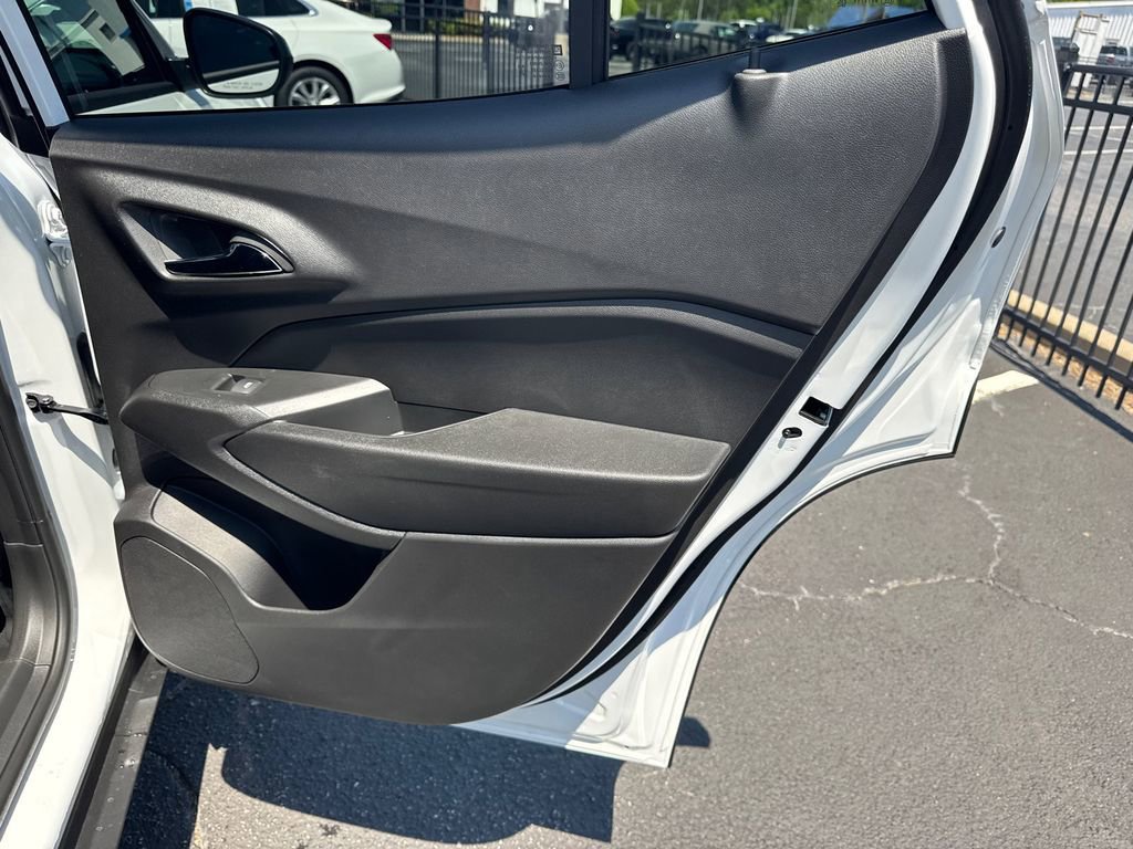 New 2026 Chevrolet Trax RS FWD image 17