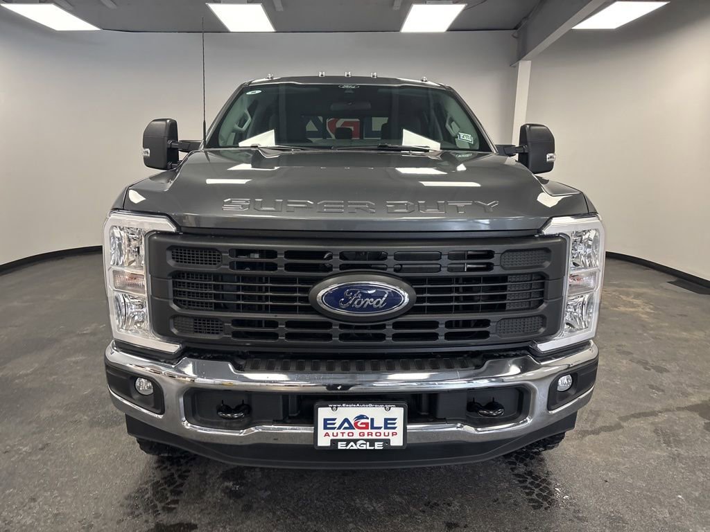 New 2026 Ford F250 XL w/ XL Off-Road Package image 3