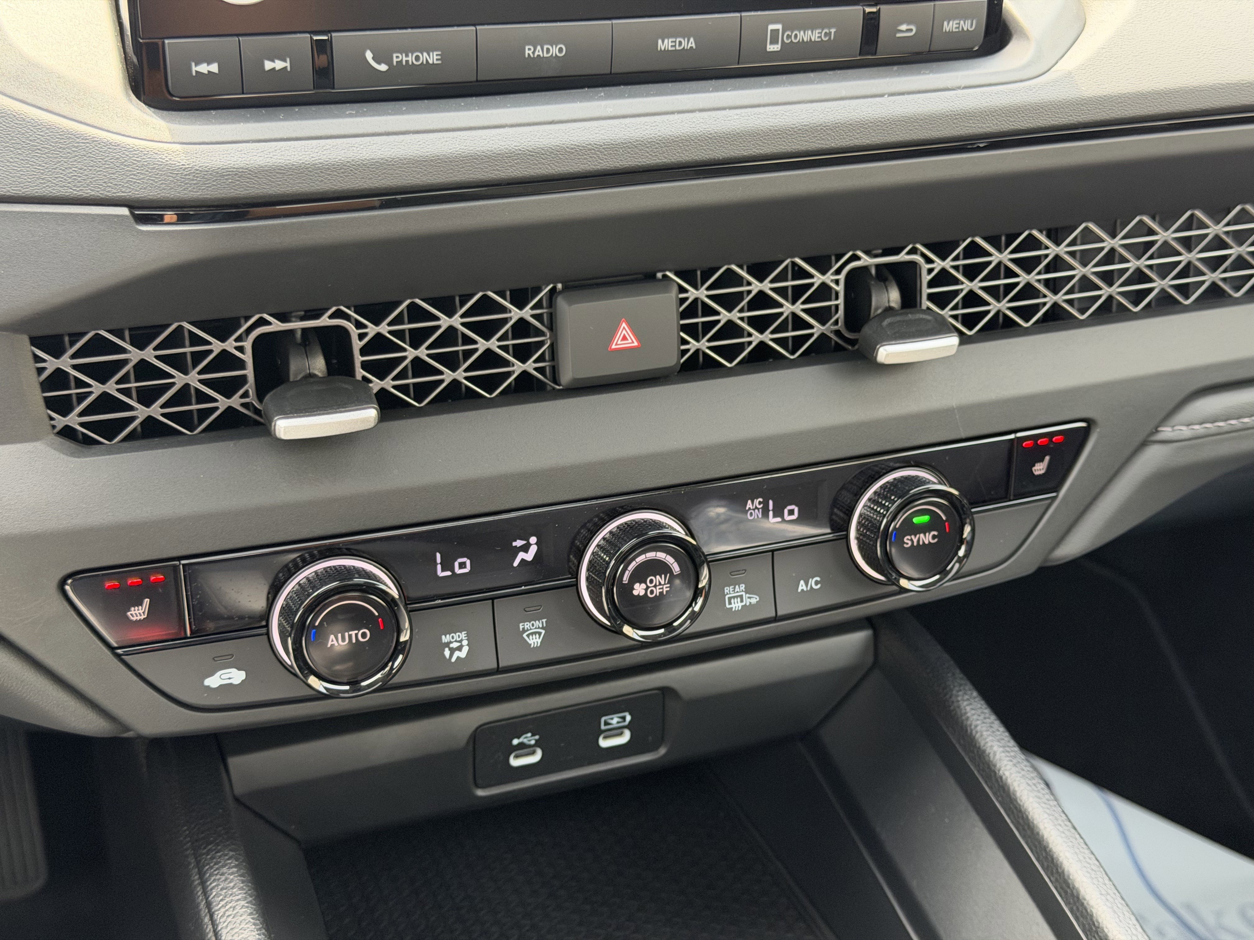 Used 2025 Honda Accord SE image 24