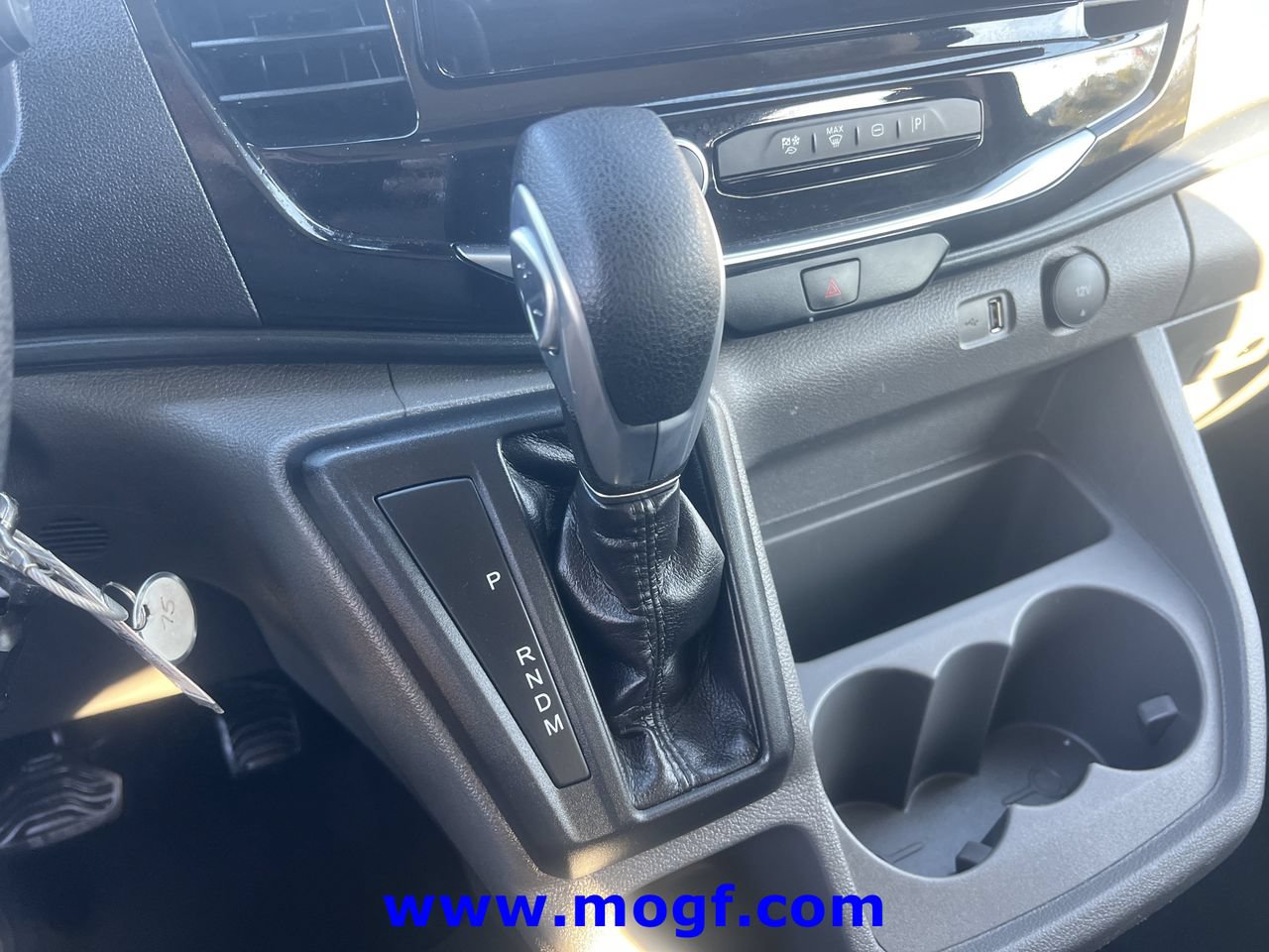 Used 2024 Ford Transit 350 XLT RWD image 8