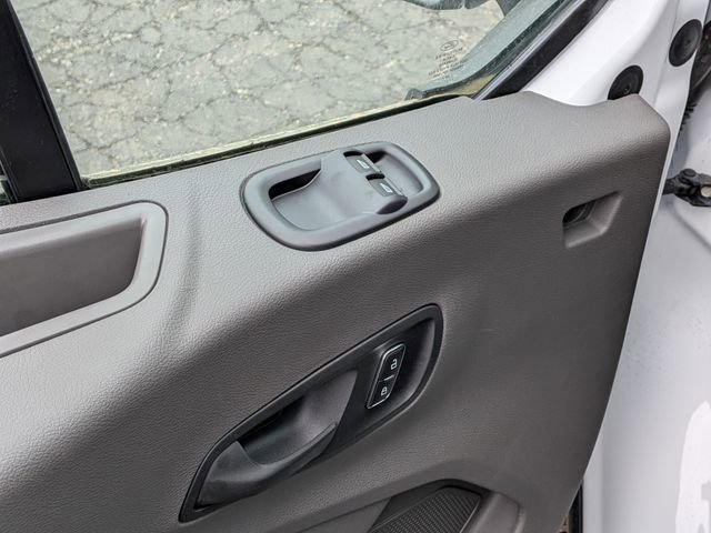 New 2026 Ford Transit 250 148 Medium Roof RWD image 13