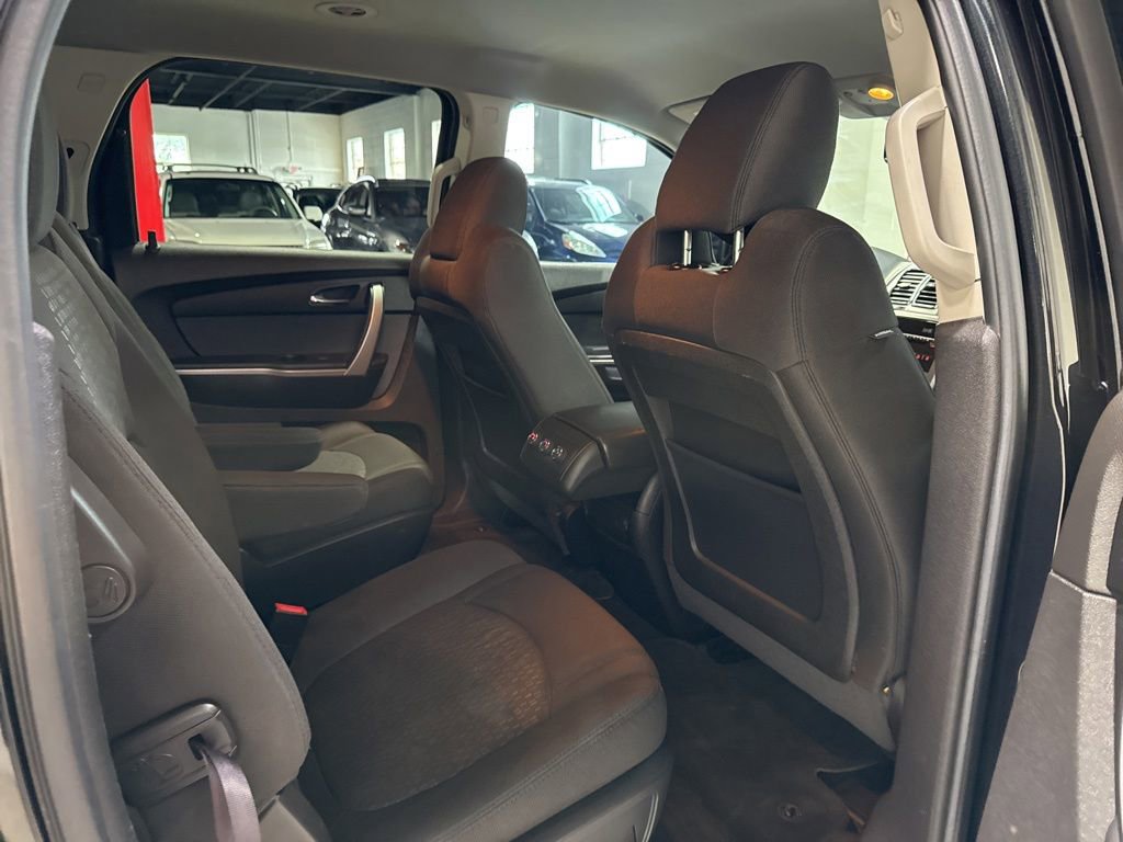 Used 2011 GMC Acadia SLE FWD image 31