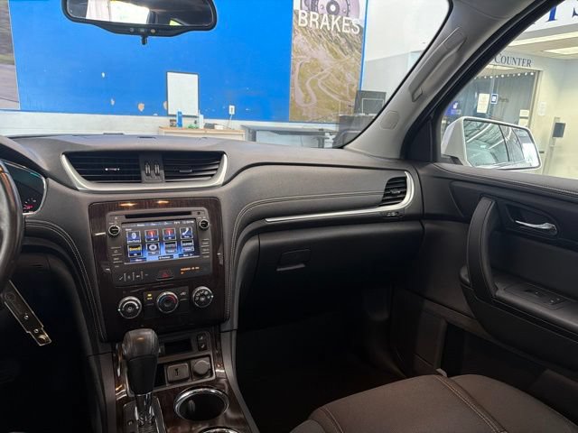 Used 2017 Chevrolet Traverse LT AWD/4WD image 23