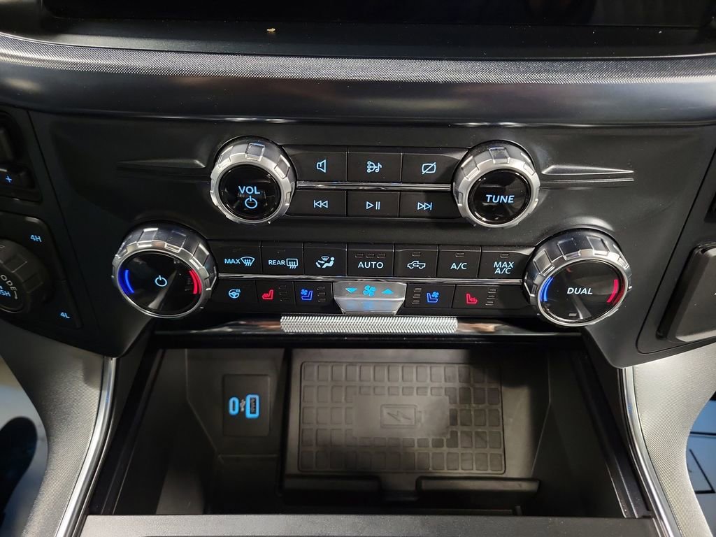 Used 2022 Ford F150 Limited image 19