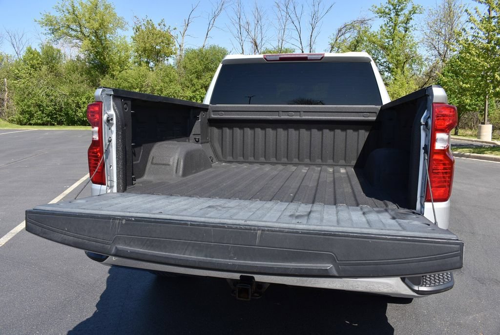 Used 2021 Chevrolet Silverado 1500 LT RWD image 28