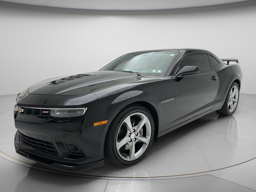 Used 2014 Chevrolet Camaro SS w/ RS Package RWD image 6