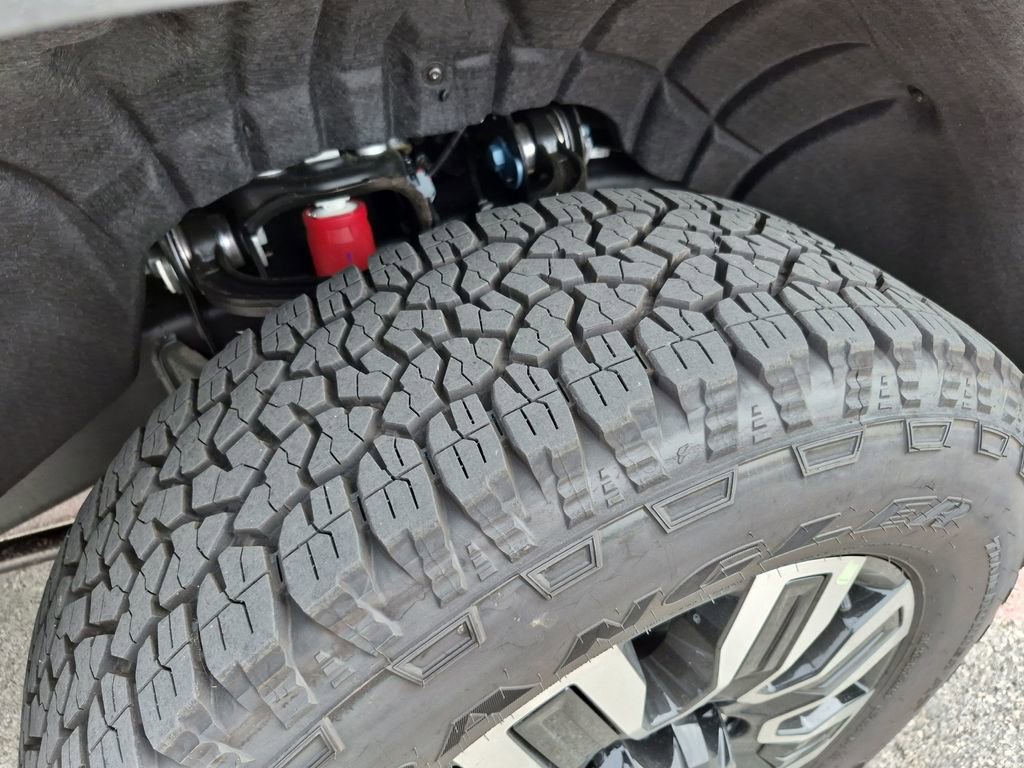 New 2026 GMC Sierra 2500 Denali Ultimate AWD/4WD image 16