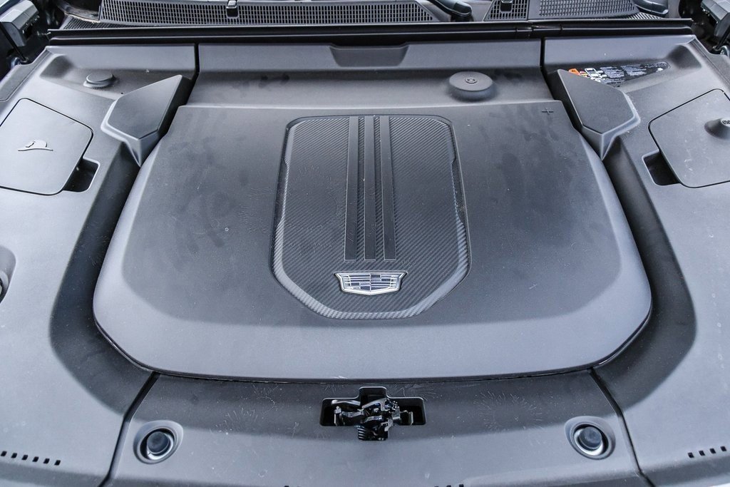 New 2024 Cadillac Lyriq Sport w/ Nappa Leather Package image 29