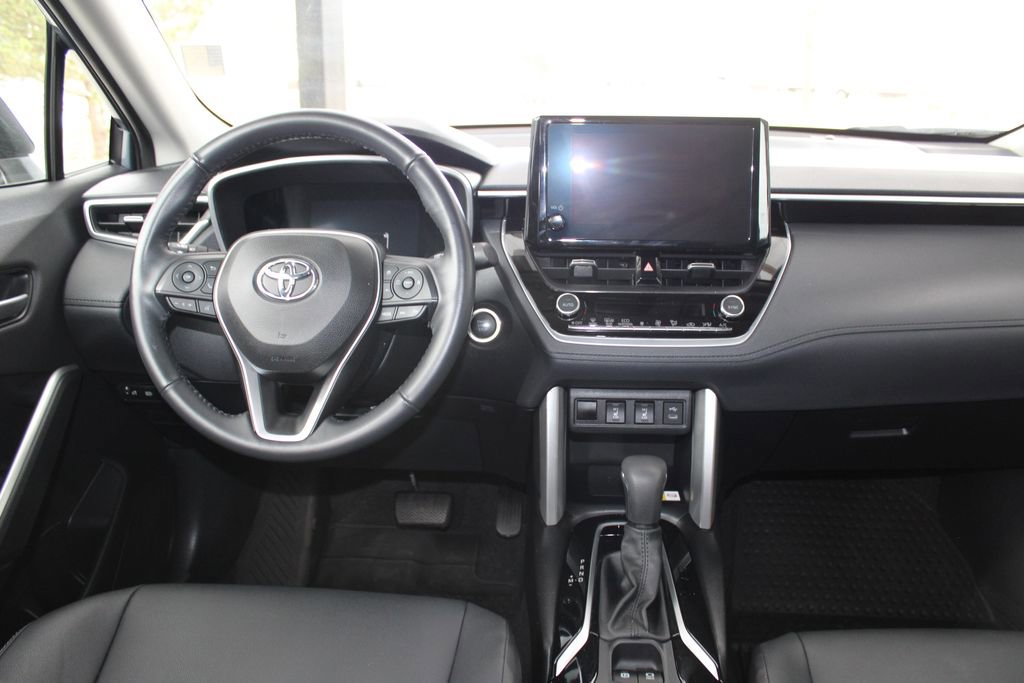 Certified 2023 Toyota Corolla Cross XLE w/ Black Badges Package (TMS) AWD/4WD image 2