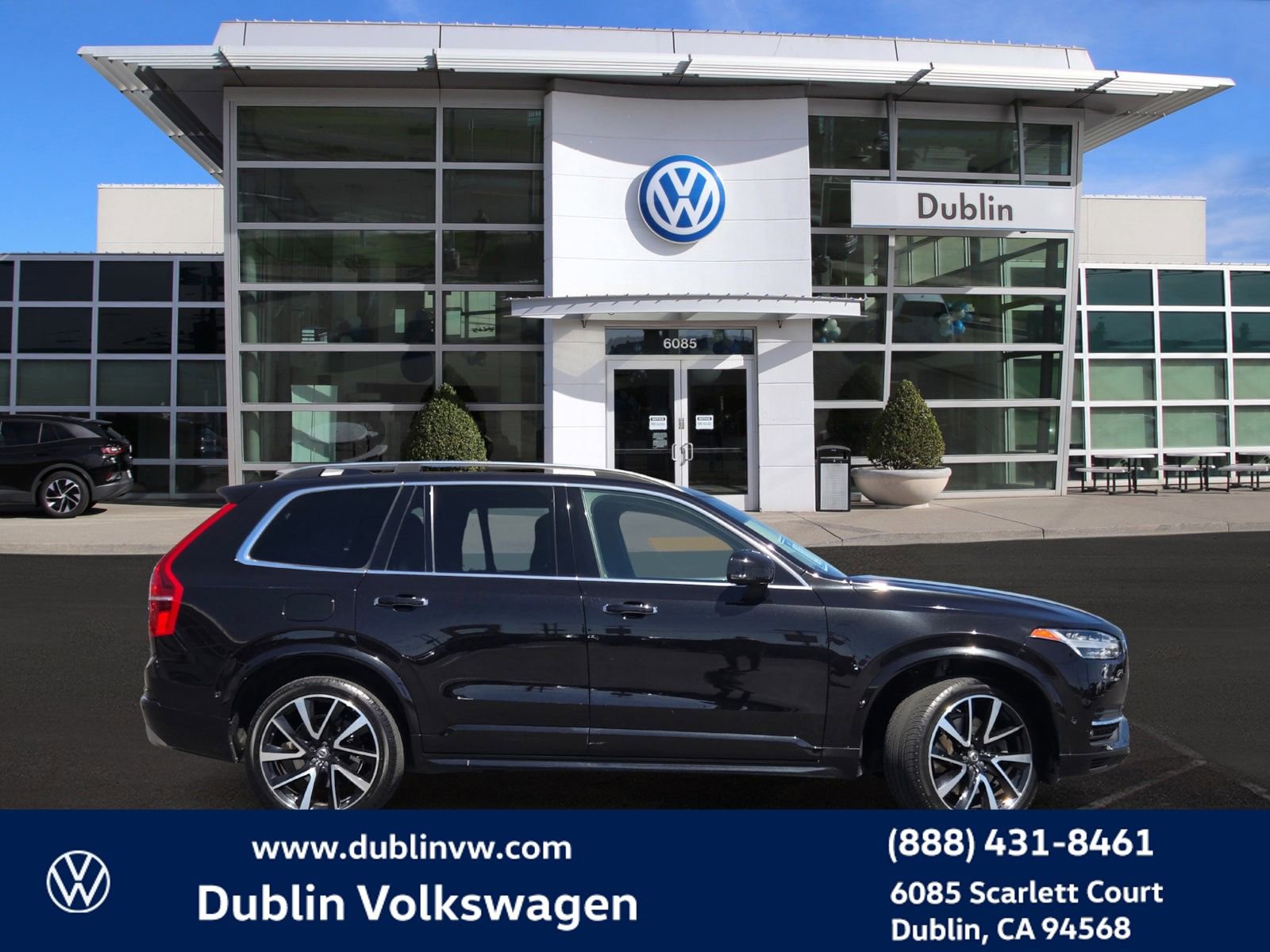 Used 2019 Volvo XC90 T8 Momentum w/ Advanced Package AWD/4WD image 3