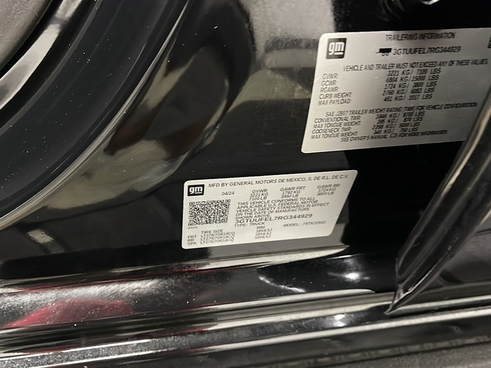 Used 2024 GMC Sierra 1500 AT4X w/ AT4X AEV Edition AWD/4WD image 27