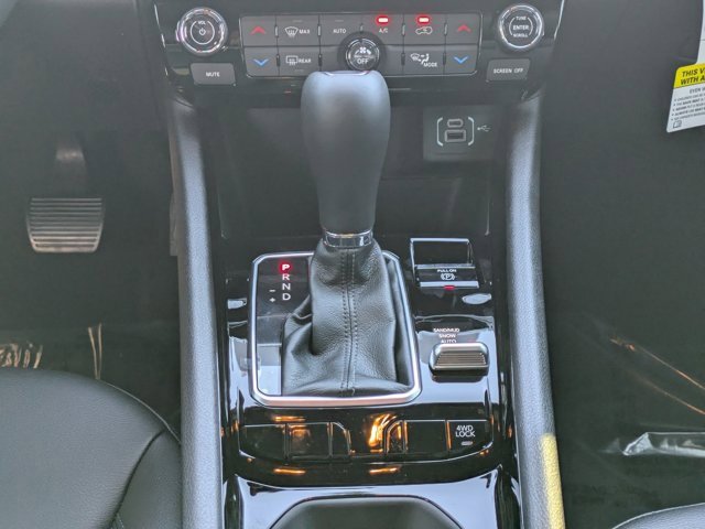 New 2026 Jeep Compass Latitude w/ Sun and Sound Group image 17