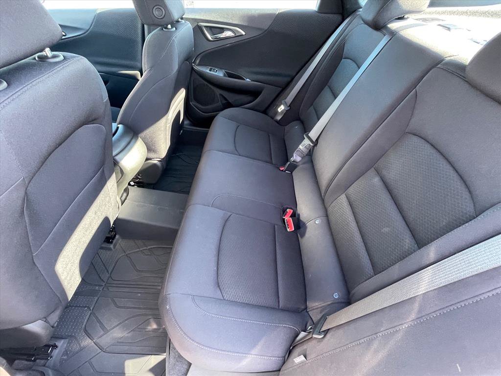 Used 2024 Chevrolet Malibu RS w/ LPO, Floor Liner Package FWD image 22
