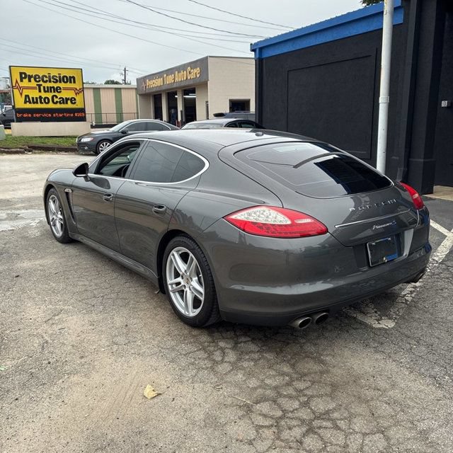 Used 2013 Porsche Panamera S RWD image 6