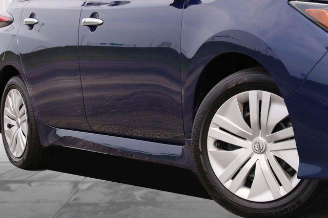 Used 2025 Nissan Leaf S FWD image 3