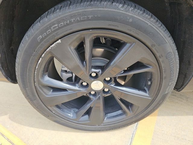 Used 2021 Buick Envision Preferred image 10